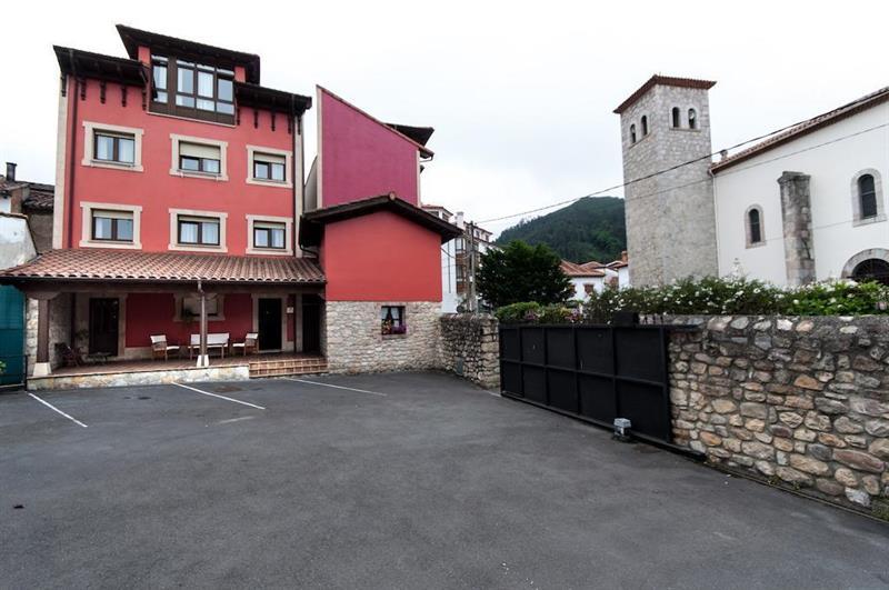 Pensión San Jorge Nueva De Llanes Exterior foto